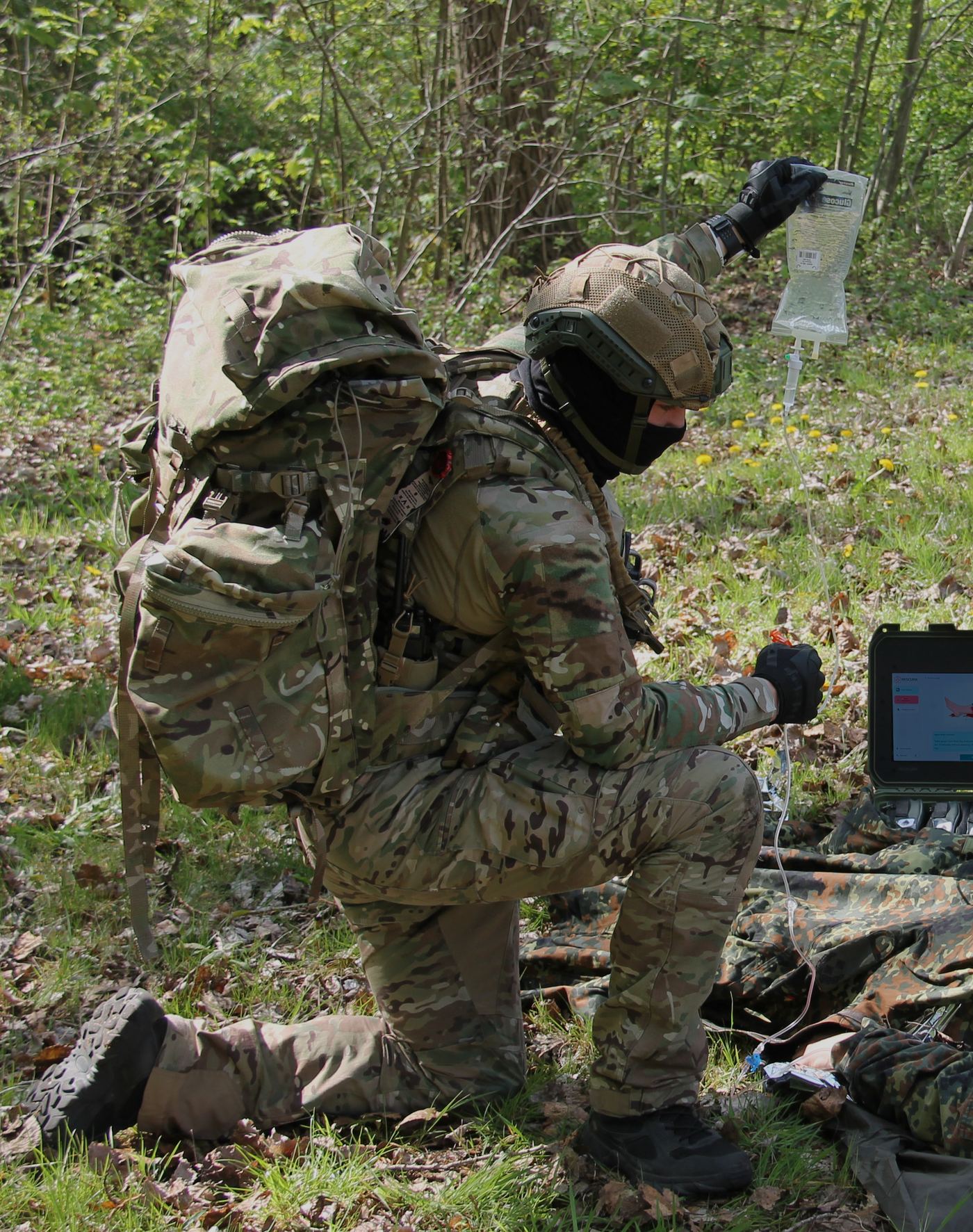ResCura Tactical Field — military olive kit for prolonged field care in last-mile defence operations